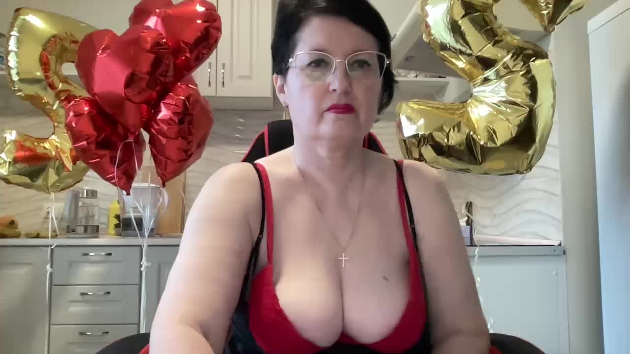 HotMilfPussy Live Sex December 17, 2025