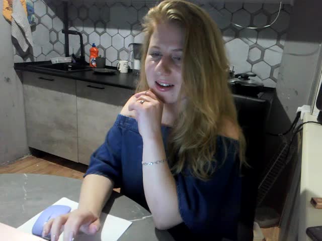 Marla2169 Live Sex November 9, 2025