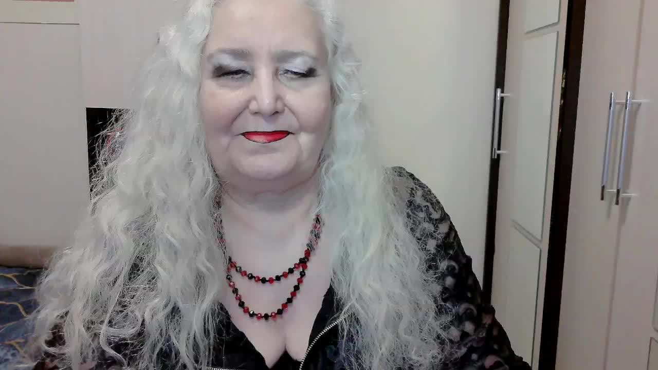 GrannyWants Live Sex December 15, 2025