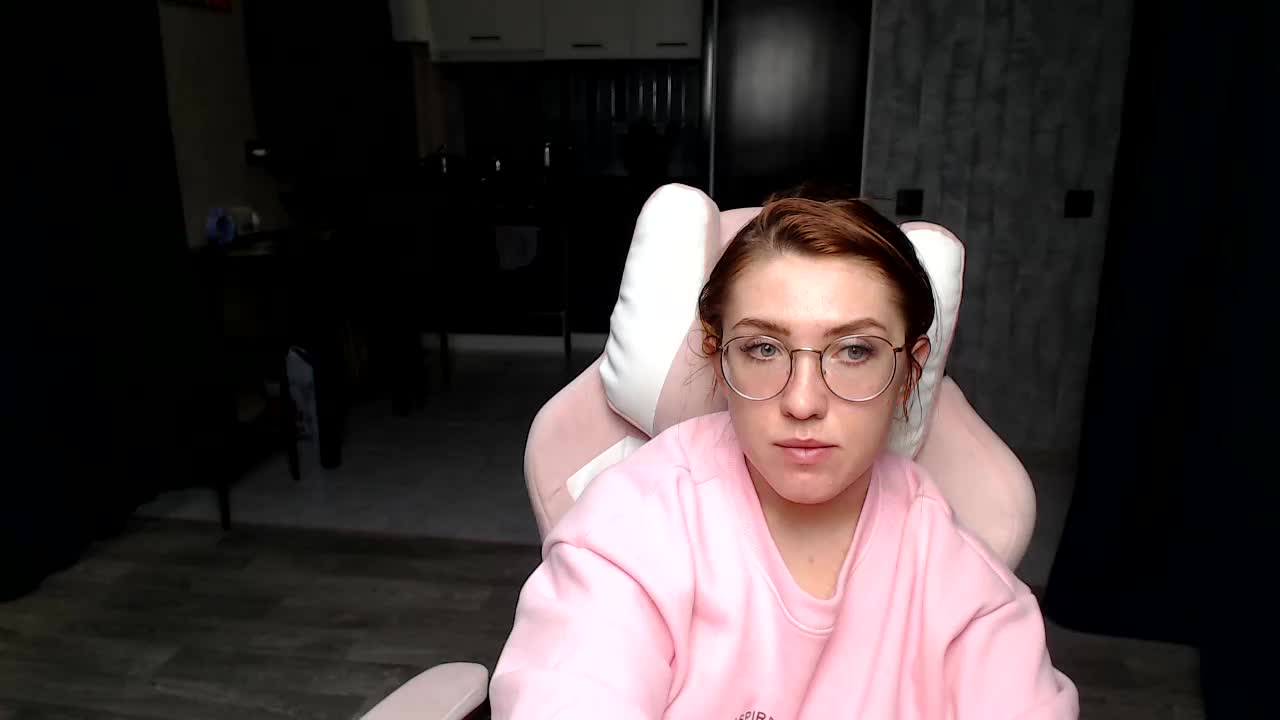 Regimasmile Live Sex December 13, 2025