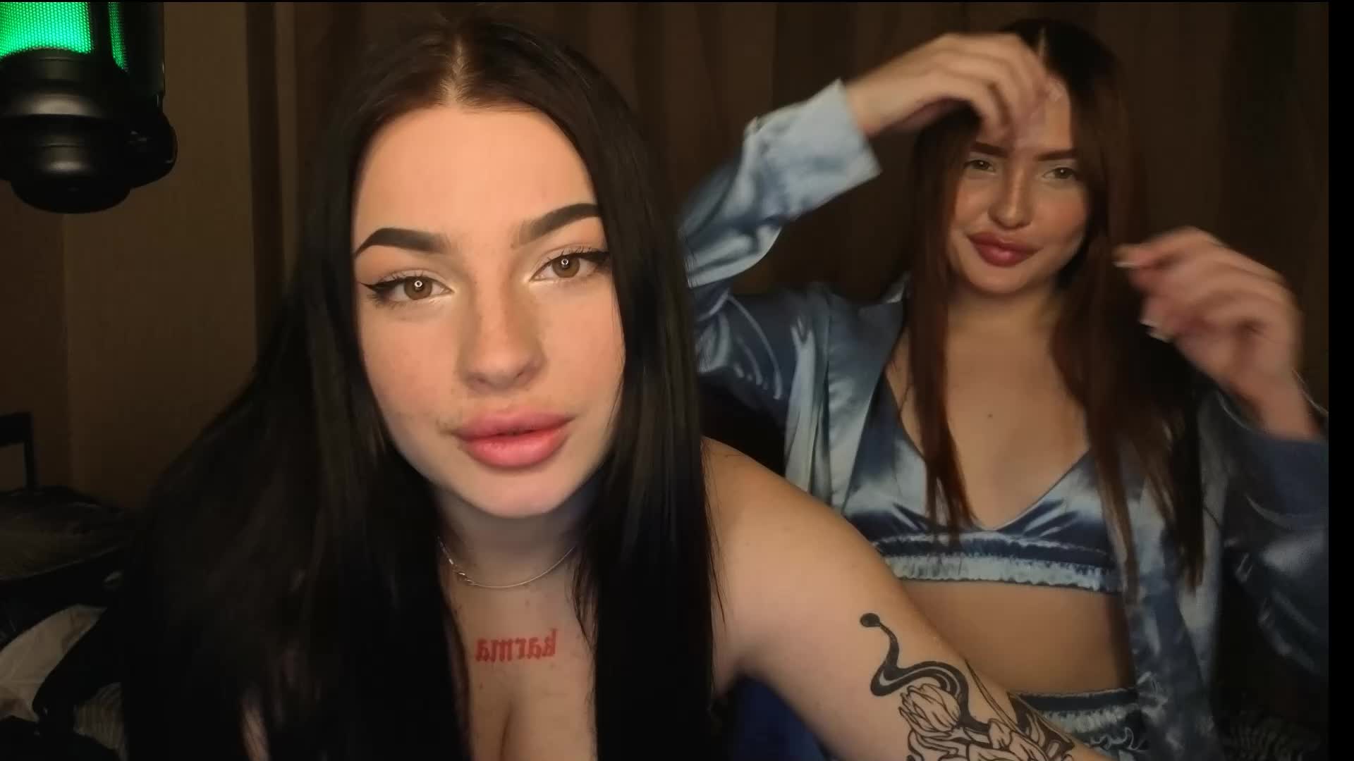 LisaAndDenis Live Sex December 13, 2025