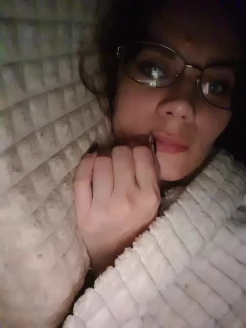 analiMilana Live Sex December 14, 2025