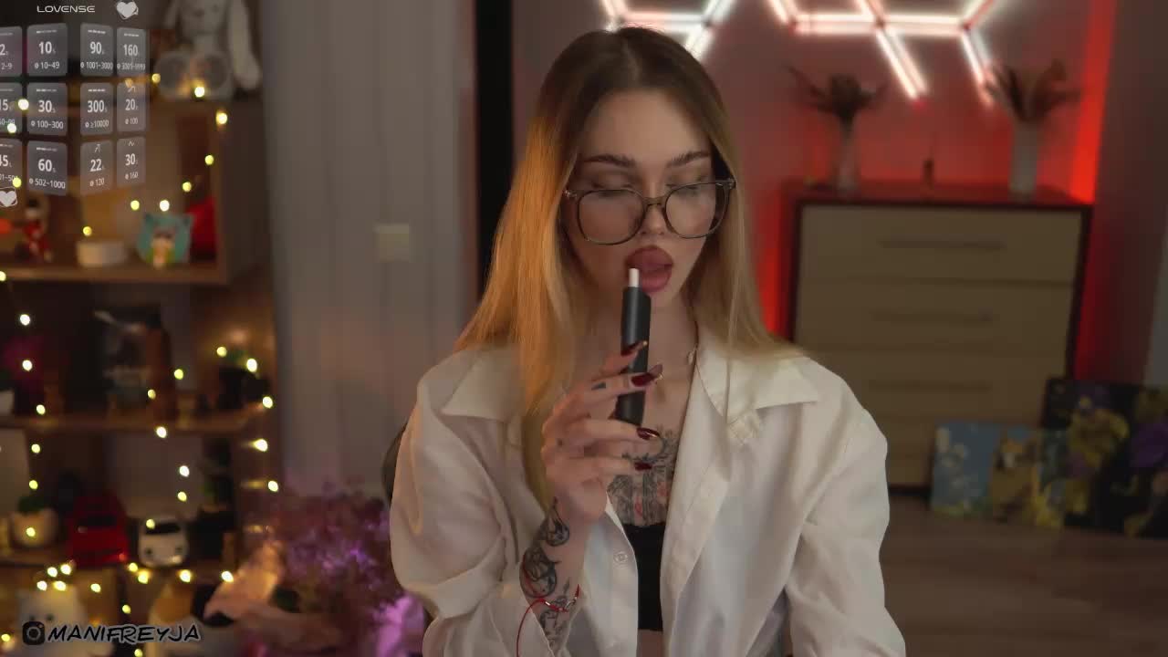 ManiFreyja Live Sex December 13, 2025