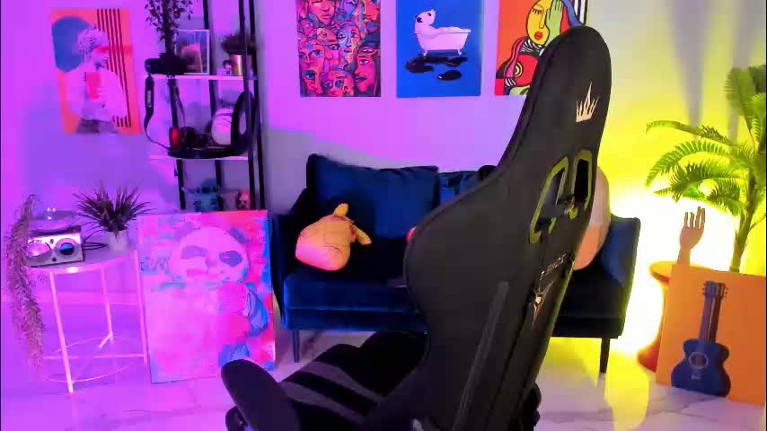 sarahholly Live Sex December 13, 2025