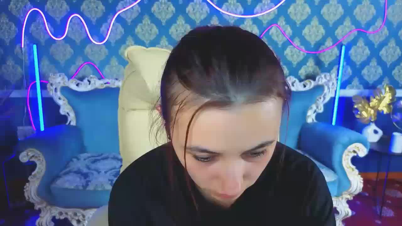 RoxyRayy Live Sex December 13, 2025