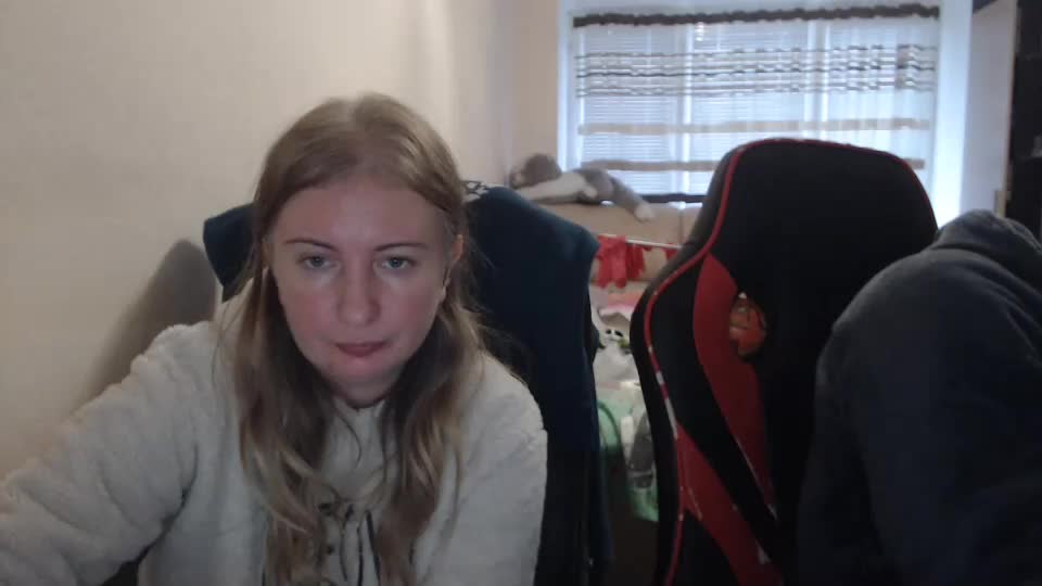 jenisandpeter Live Sex December 14, 2025