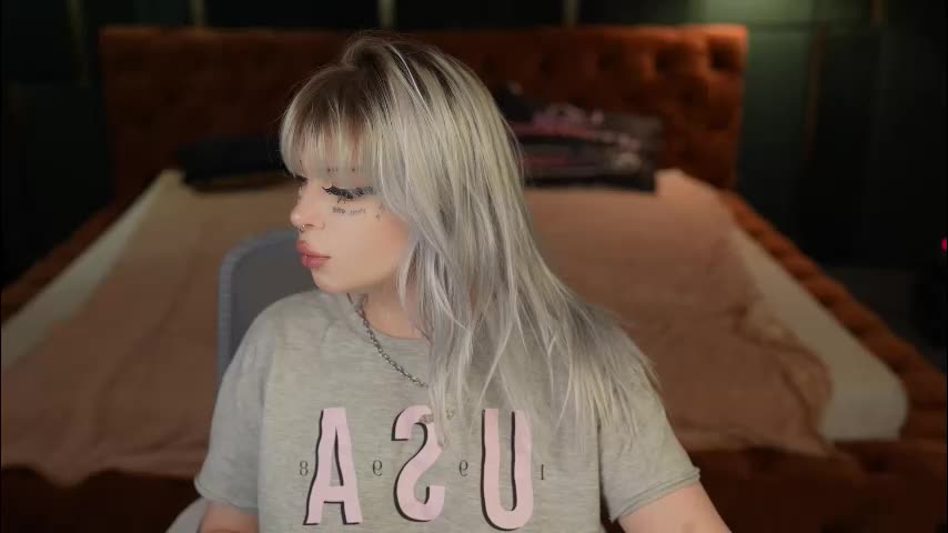 sweetdesiree_ Live Sex December 17, 2025