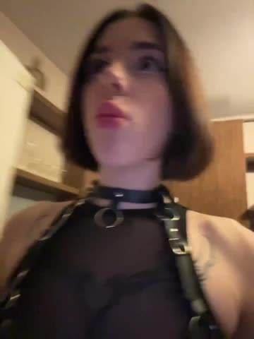 BabyDarii Live Sex December 17, 2025