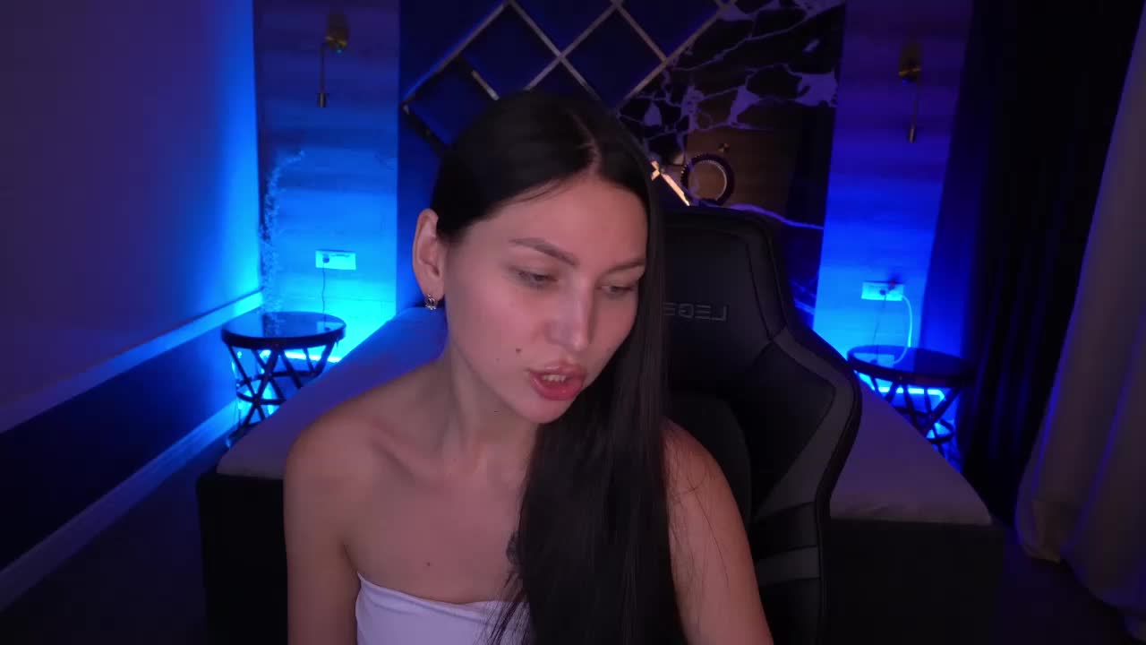 EliseVelour Live Sex December 13, 2025