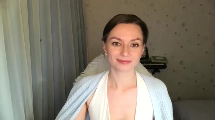 lunaa_bluee Live Sex December 14, 2025