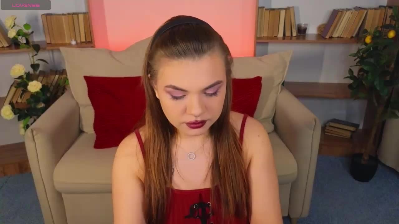 MiaMoonn Live Sex December 13, 2025