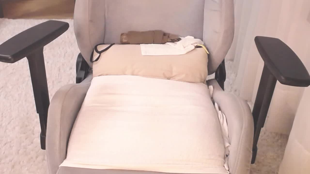 Victoria2025 Live Sex December 13, 2025