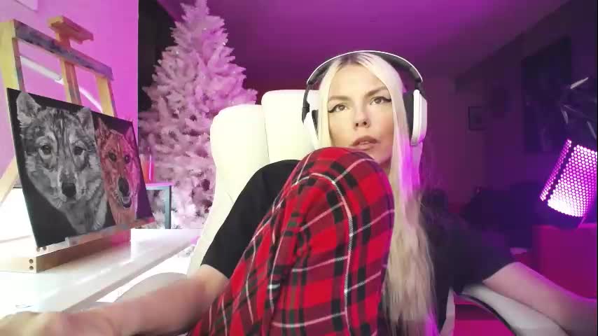 tinykylie Live Sex December 14, 2025