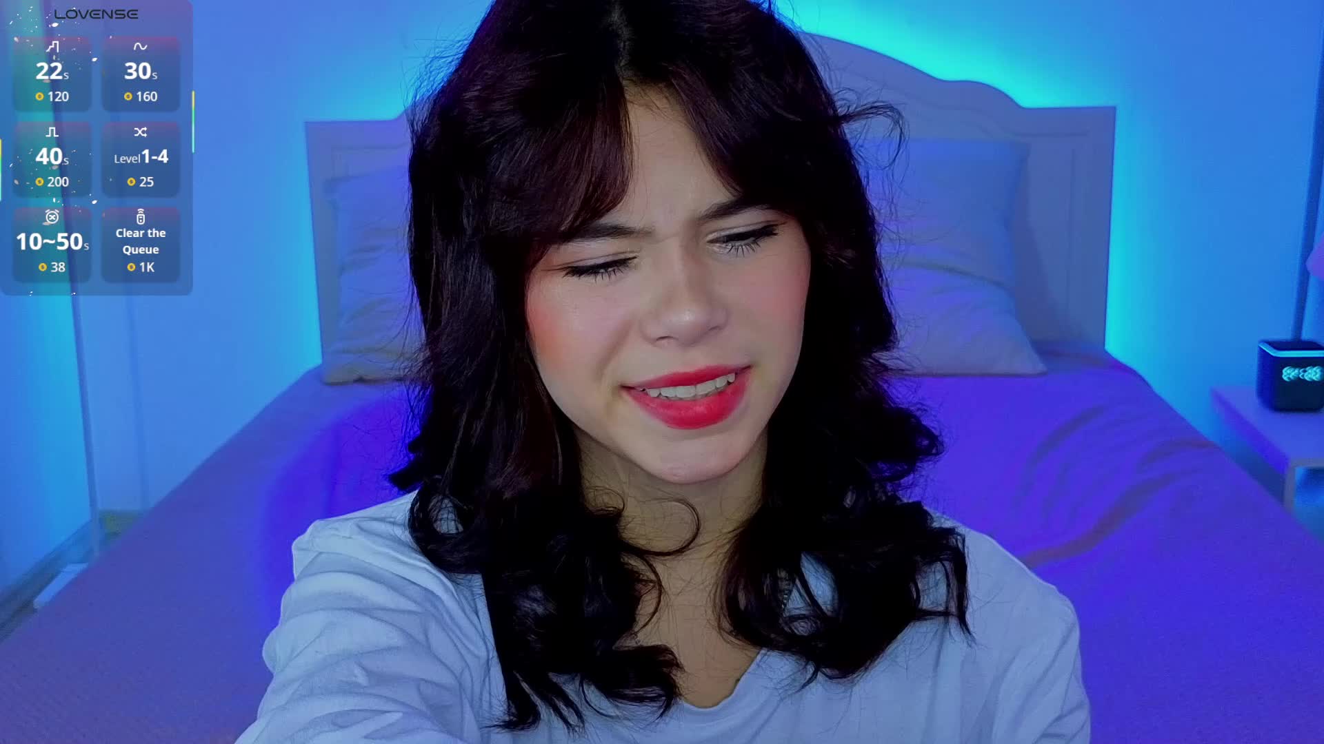 CoralineJones Live Sex December 17, 2025