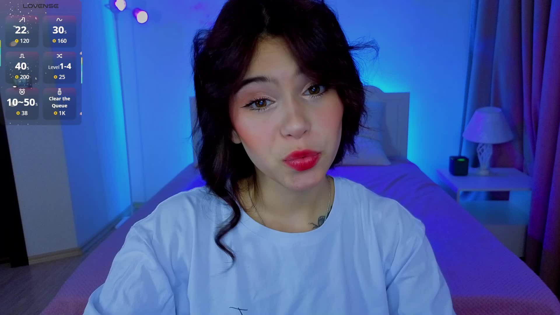 CoralineJones Live Sex December 17, 2025