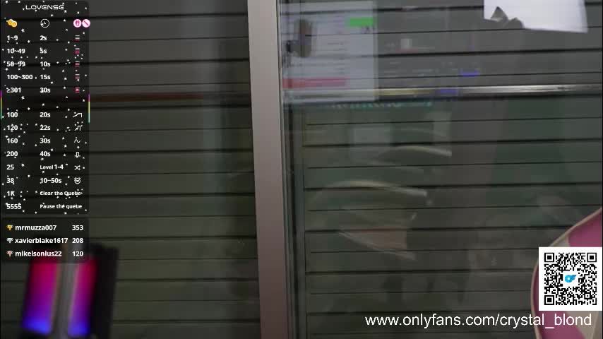 crystal_blond Live Sex December 14, 2025