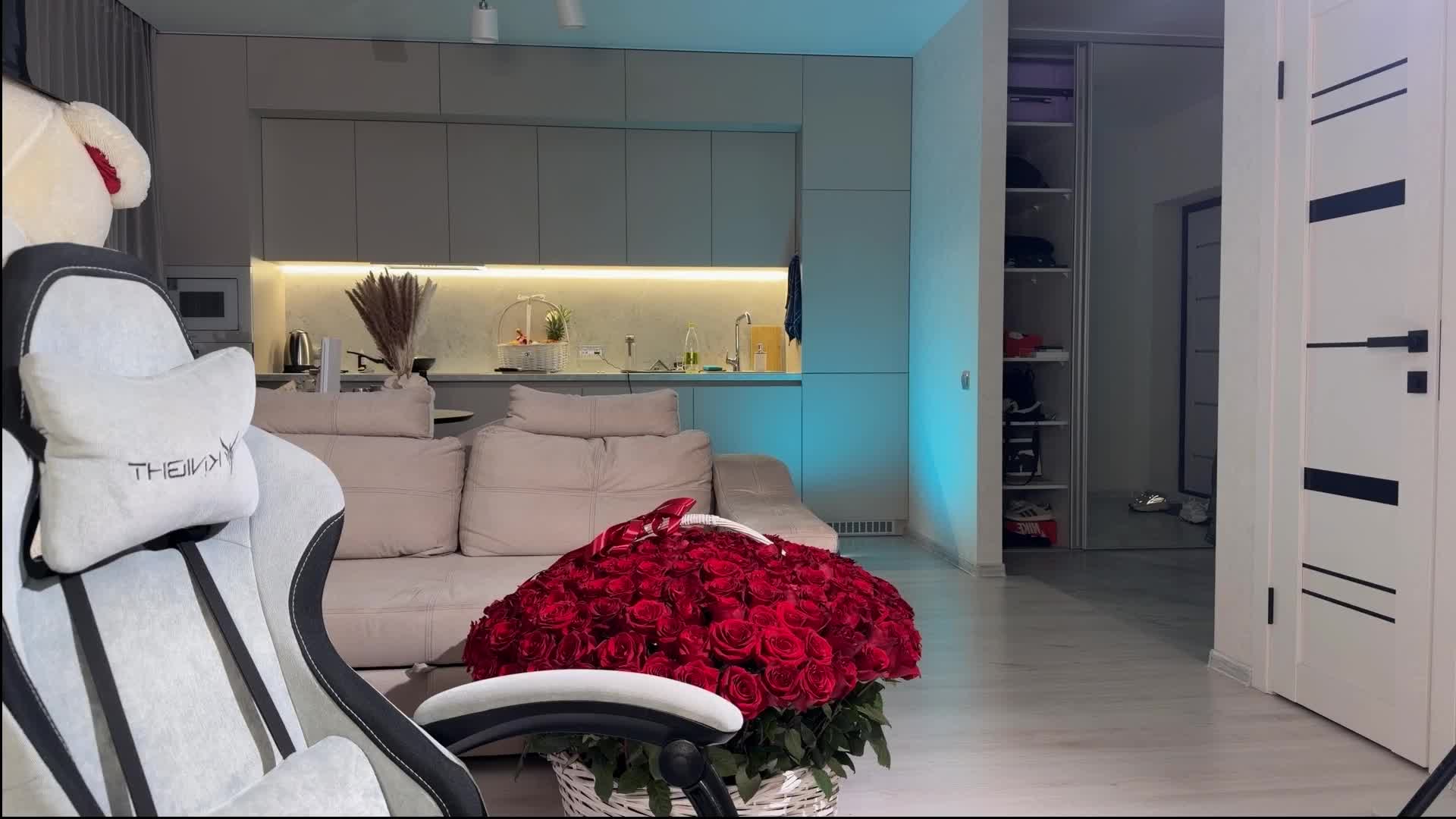 Sofi-Mi Live Sex December 15, 2025