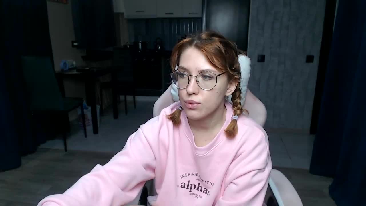 Regimasmile Live Sex December 13, 2025