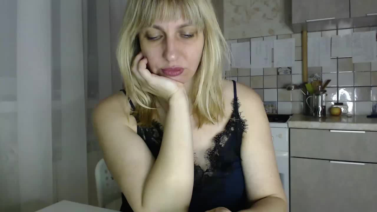 Karmella Live Sex December 13, 2025