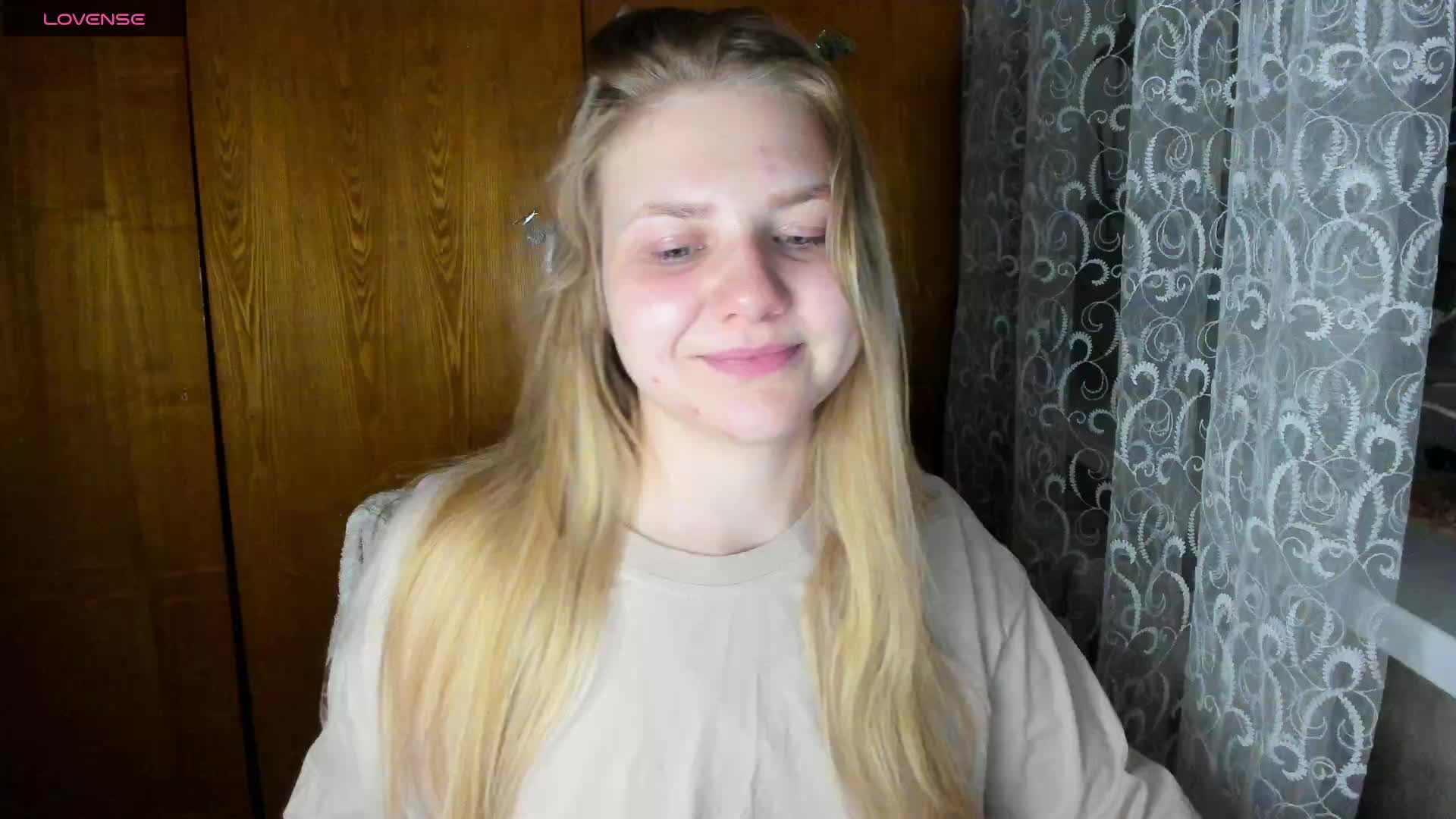 Emma-Frizea Live Sex December 13, 2025