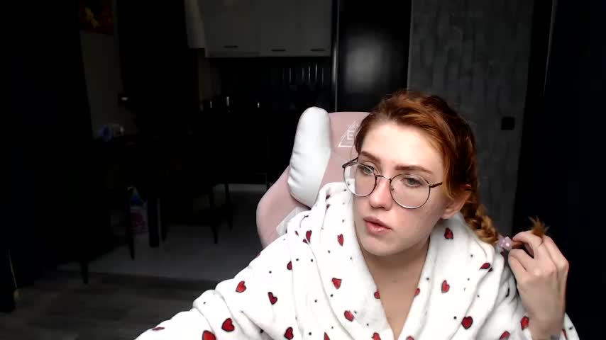 Reginasmilee Live Sex December 17, 2025