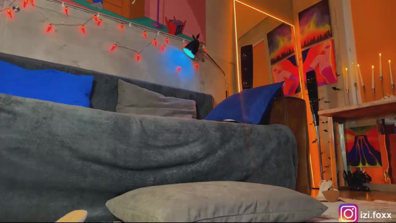 Na-izi Live Sex December 17, 2025