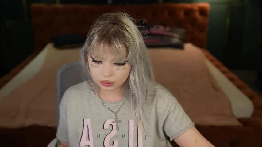 sweetdesiree_ Live Sex December 17, 2025