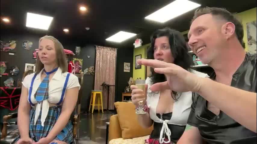 matchingtracksuits Live Sex November 10, 2025