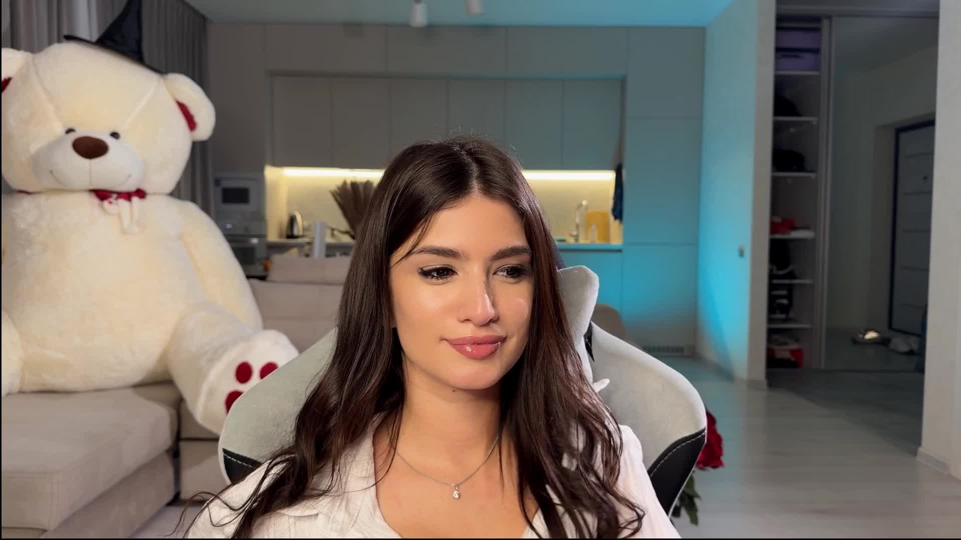 Sofi-Mi Live Sex December 15, 2025