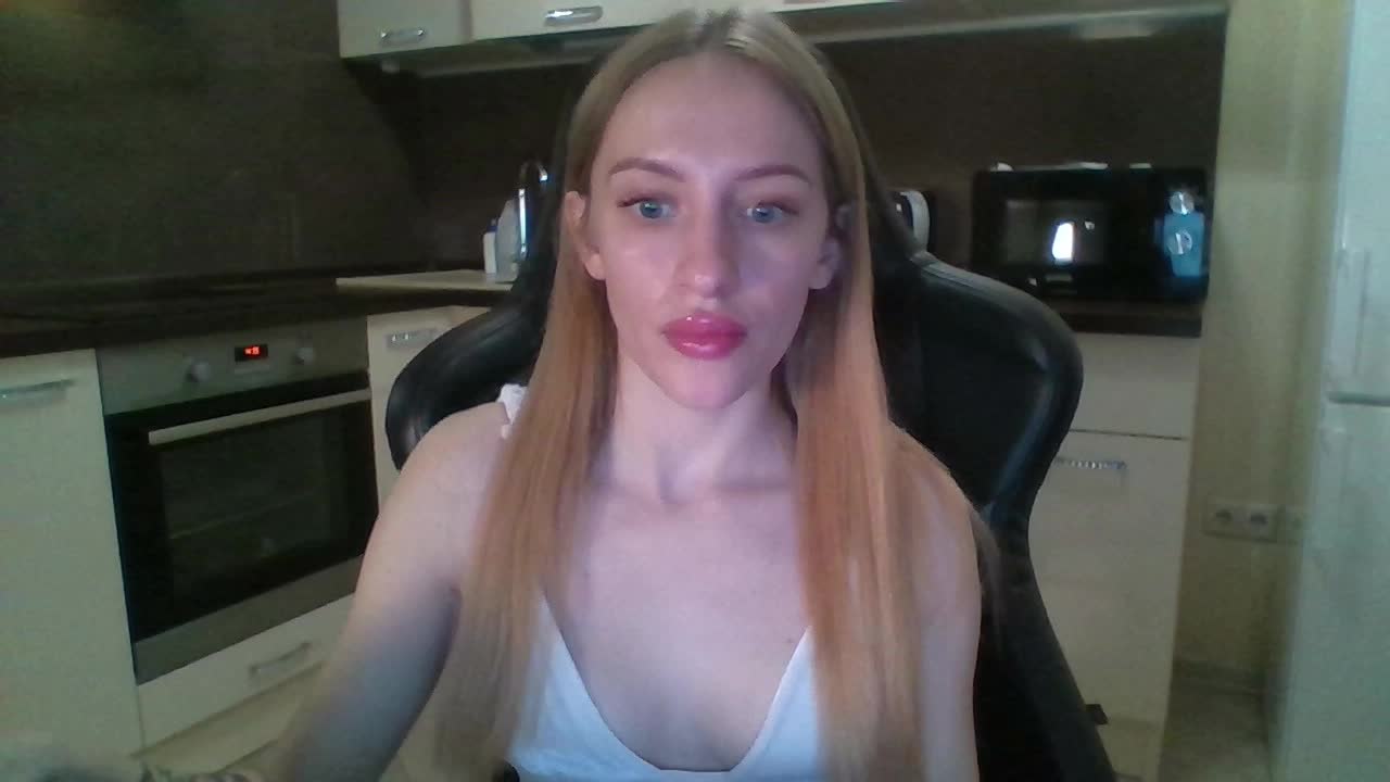 weaksii Live Sex December 13, 2025