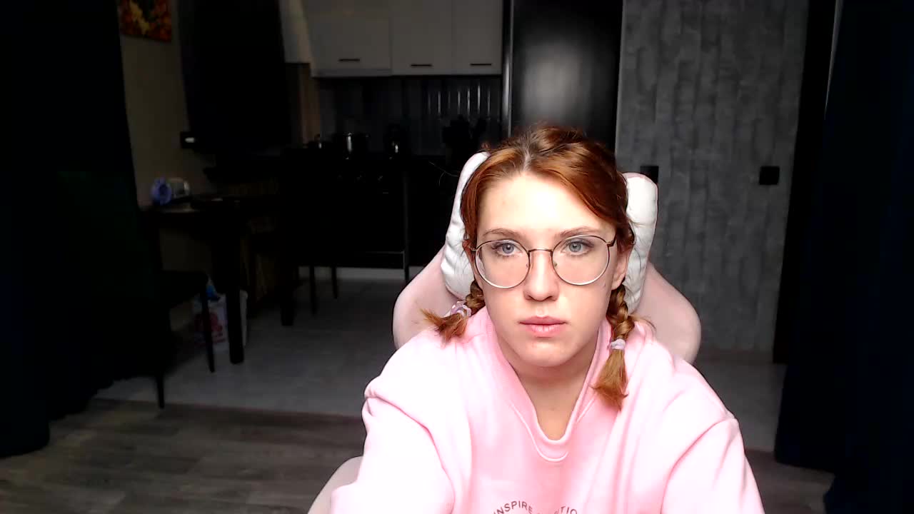 Regimasmile Live Sex December 13, 2025