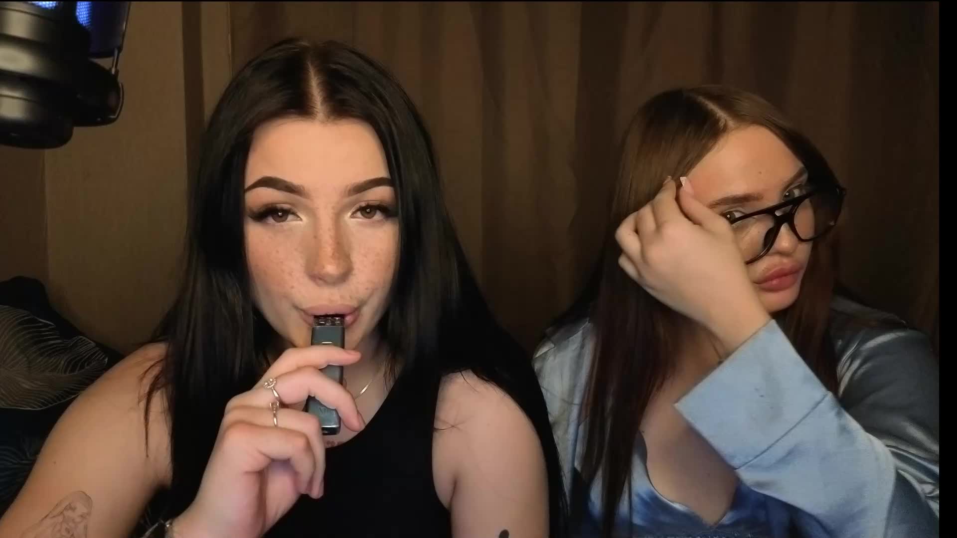 LisaAndDenis Live Sex December 13, 2025