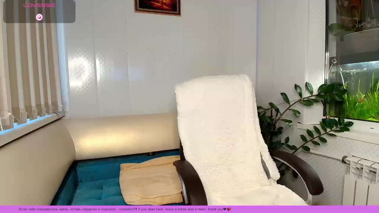 LinaCrave Live Sex December 15, 2025