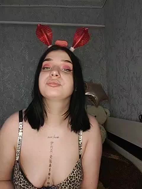 22Alaska22 Live Sex December 14, 2025