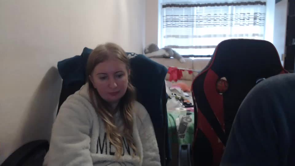 jenisandpeter Live Sex December 14, 2025