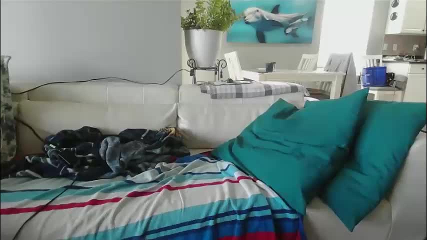 smallpenisbigtongue Live Sex December 13, 2025