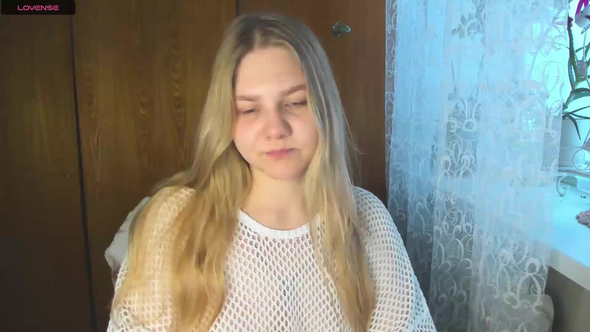 Emma-Frizea Live Sex December 13, 2025