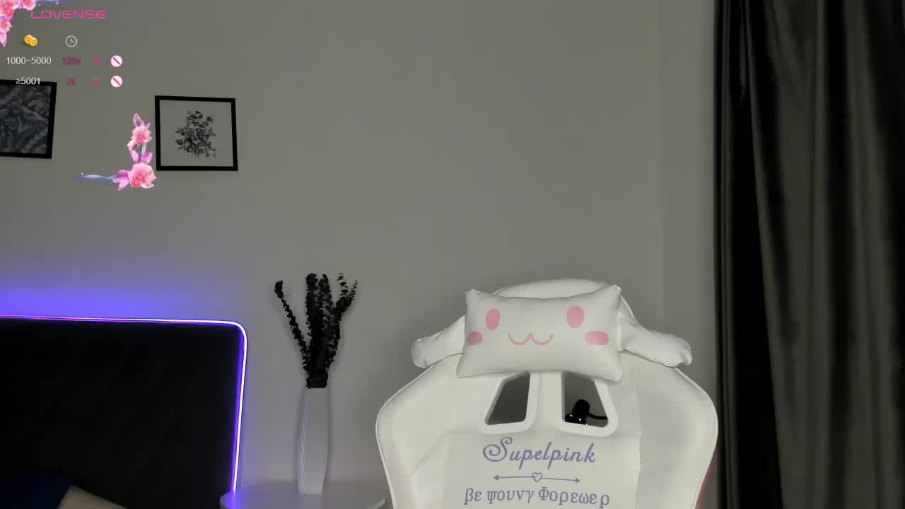 elliediaz Live Sex December 13, 2025