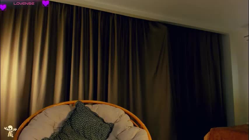 louriezita Live Sex December 14, 2025