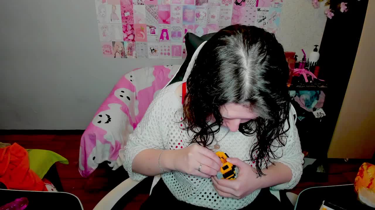 Acid-Kate Live Sex December 14, 2025