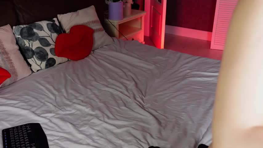 Miss_Elia Live Sex December 13, 2025