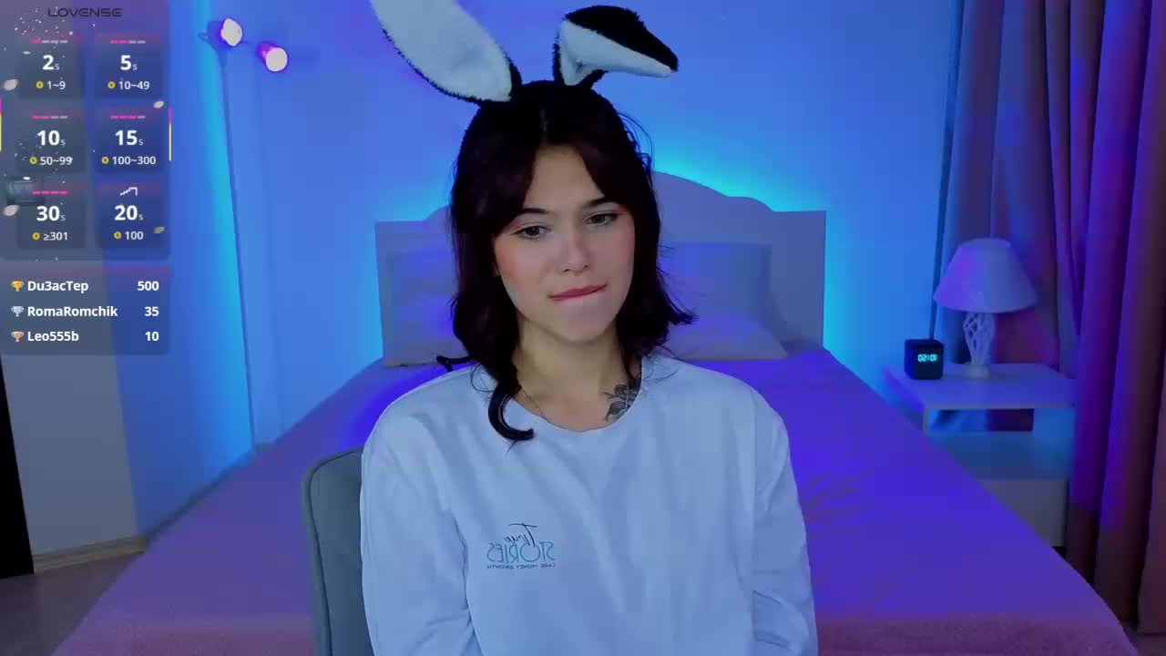 CoralineJones Live Sex December 17, 2025