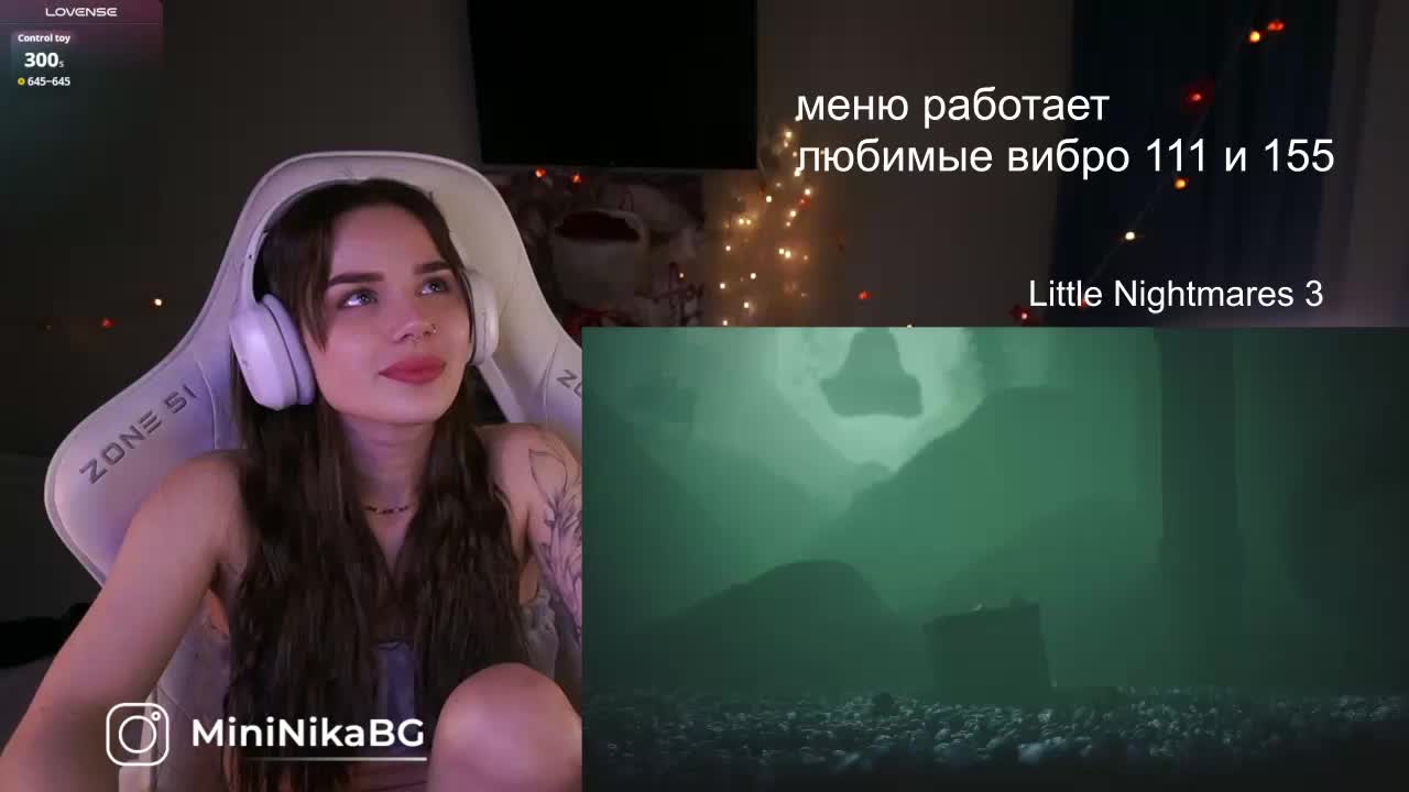 MiniNika Live Sex December 14, 2025