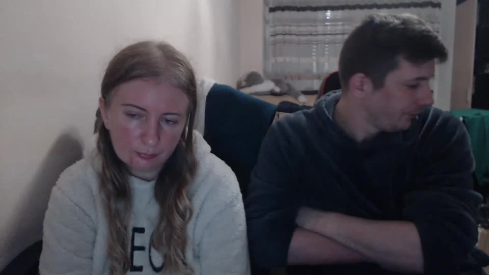 jenisandpeter Live Sex December 14, 2025