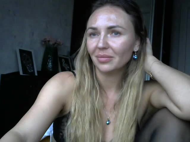 CuteAngelina Live Sex December 14, 2025