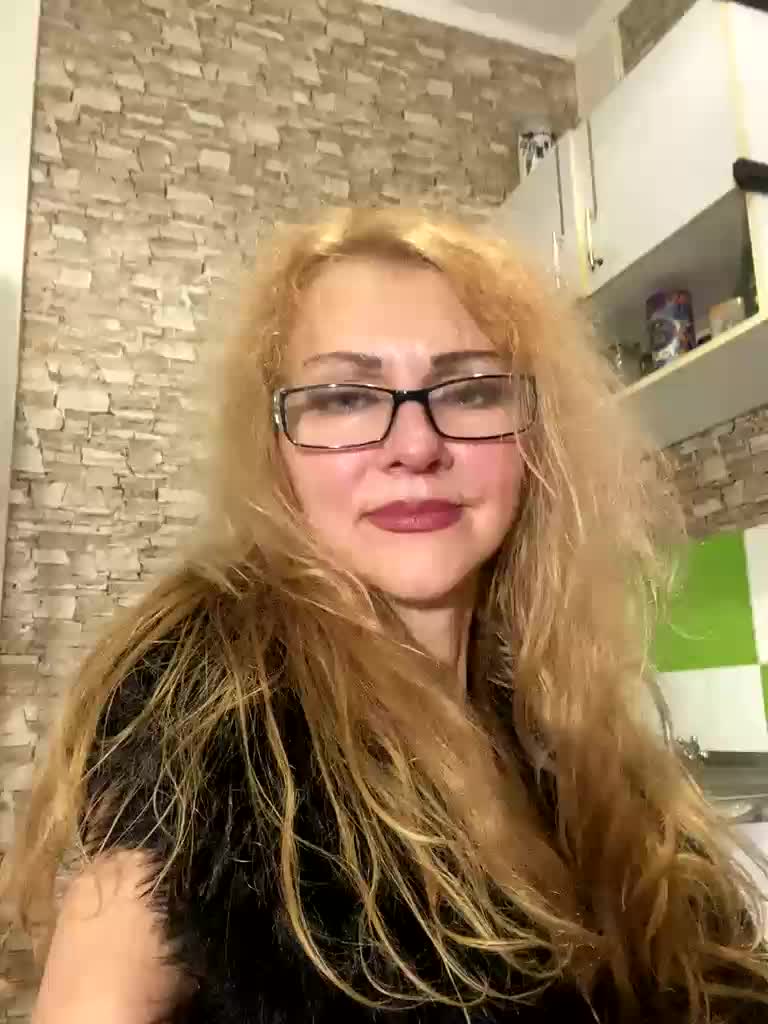 Ritia Live Sex December 13, 2025