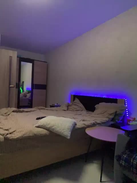 Sonya_ Live Sex December 13, 2025