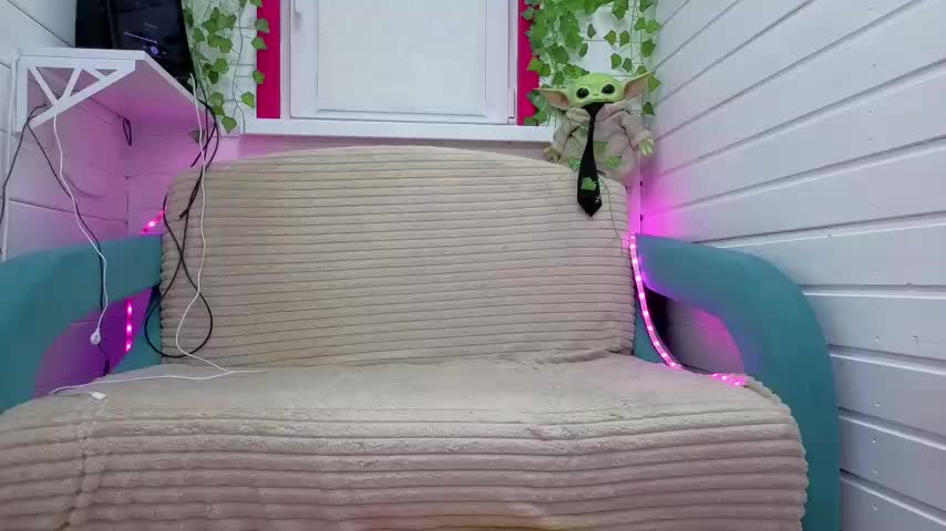 Misss_Vikk Live Sex December 13, 2025