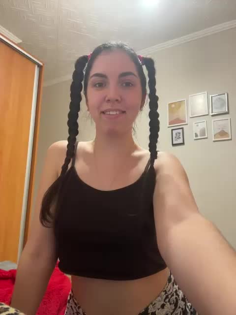 Vika19981 Live Sex December 14, 2025