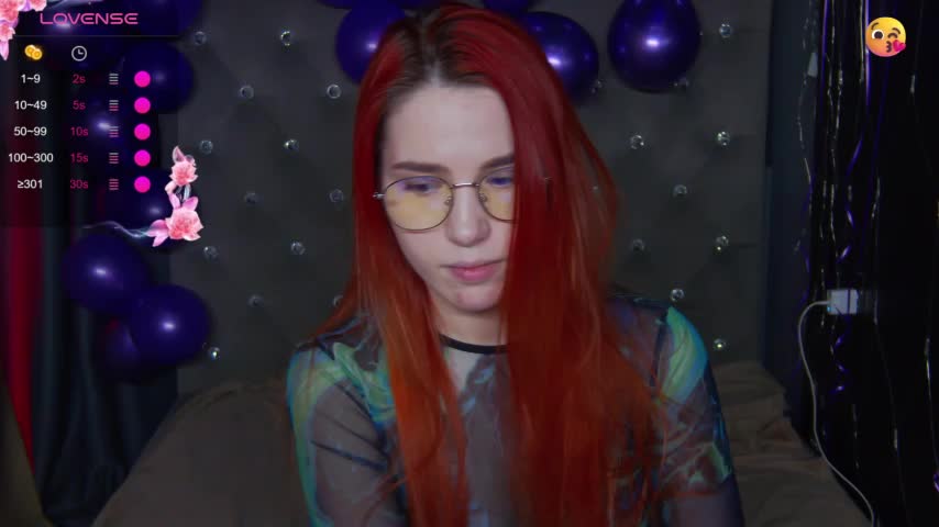EmilyKents Live Sex December 13, 2025